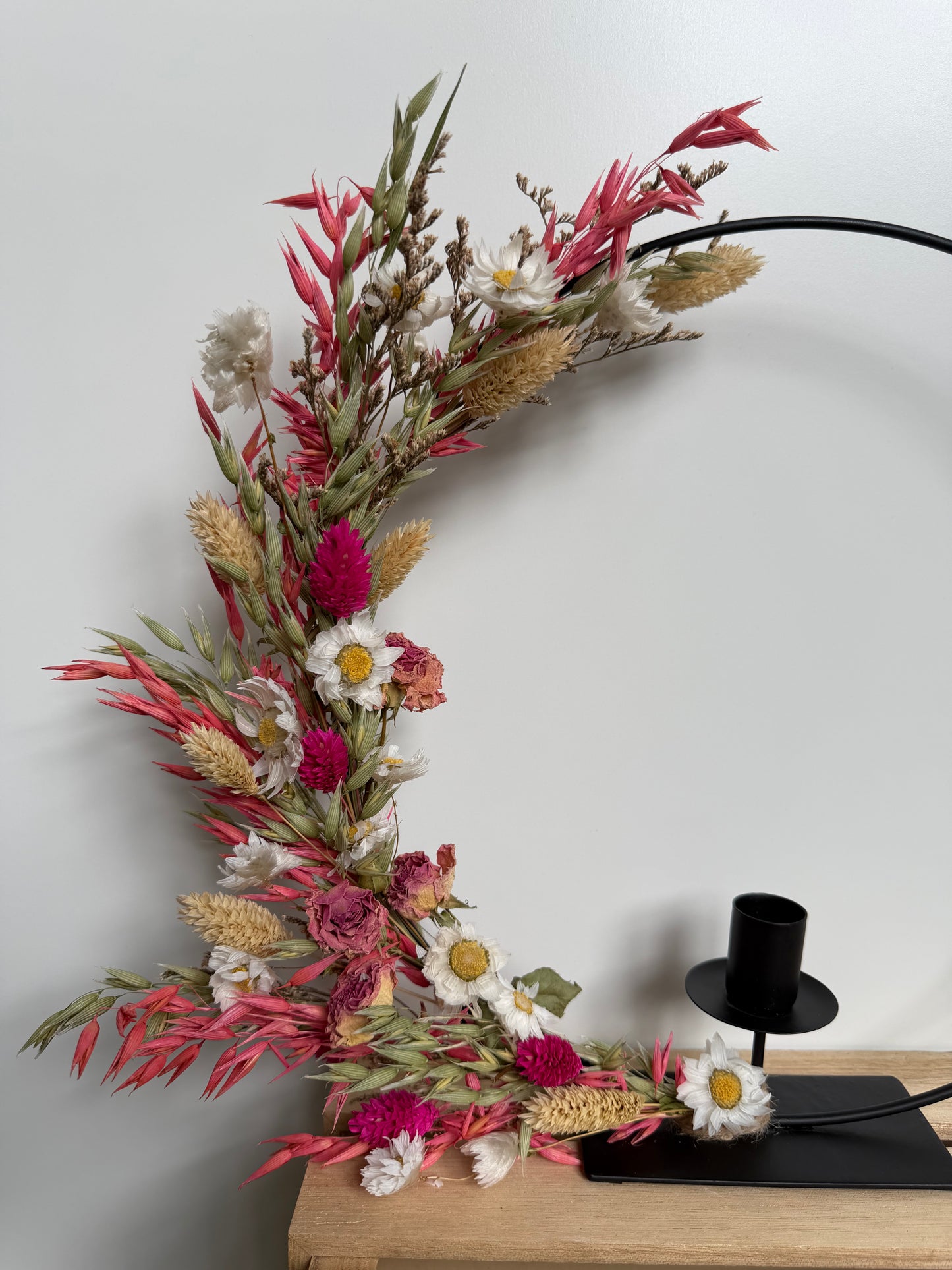 Droogbloemen ring met kandelaar