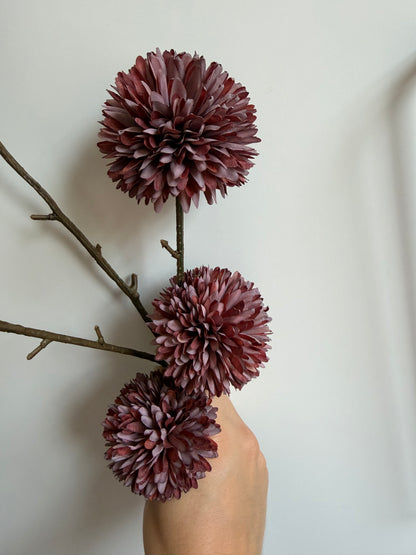 Pompom tak bordeaux